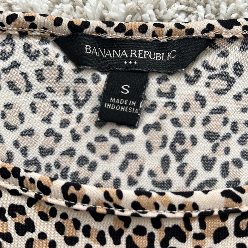 Banana Republic women’s dress. Size small - Picture 2 of 4